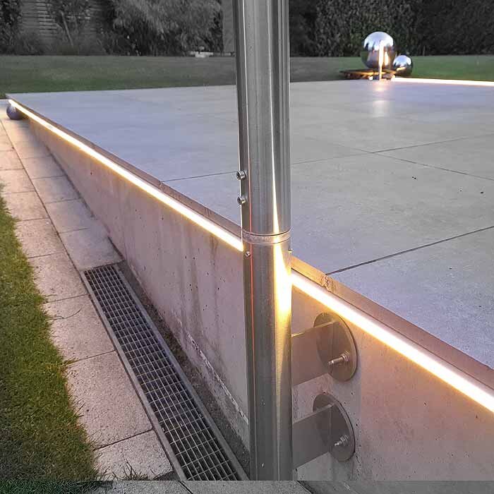 Licht in den Terrassenboden einbauen