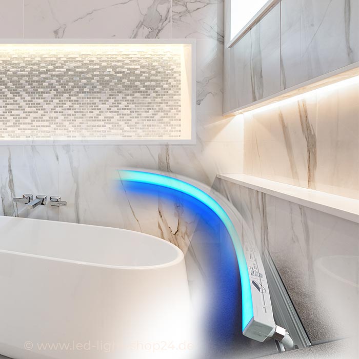 Beleuchtung einer Nische im Bad mit weissem Licht